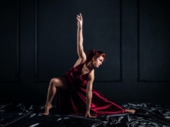 demo-attachment-842-Dancing-Woman